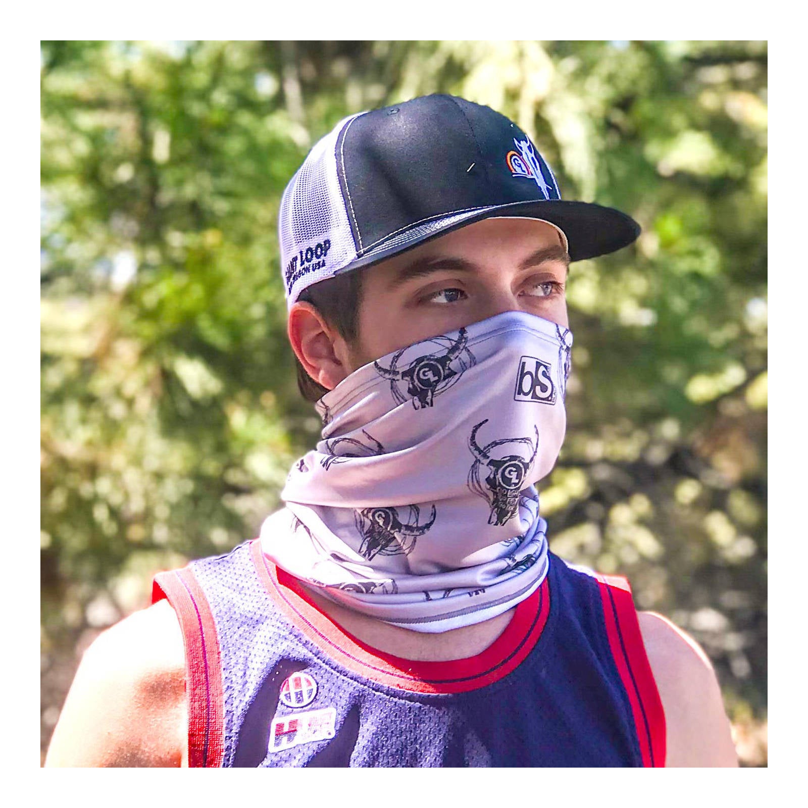 Giant Loop Neck Tube